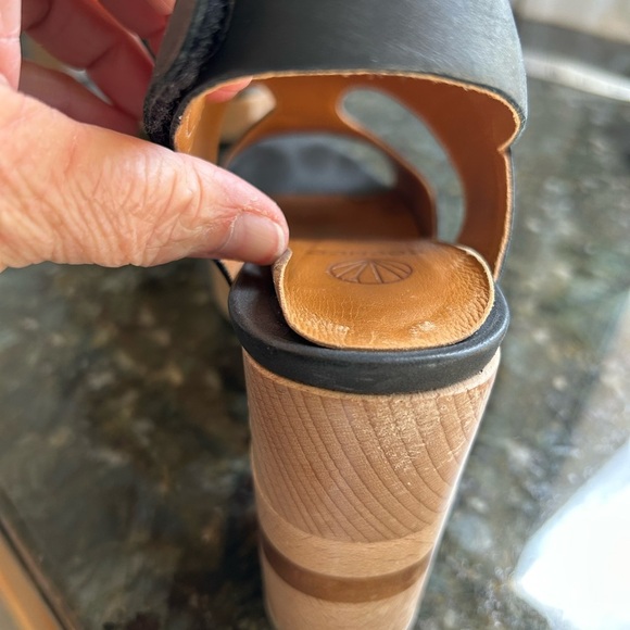 Cocolico Varick platform sandals. Leather and wood. Limited puzzle wood series - Picture 15 of 16